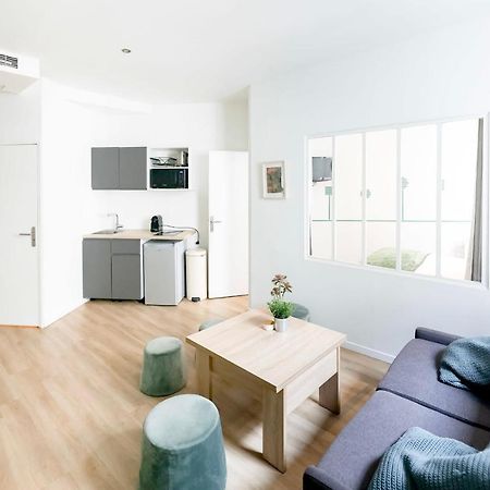 Green Apartment Near Montmartre And Opera ปารีส ภายนอก รูปภาพ