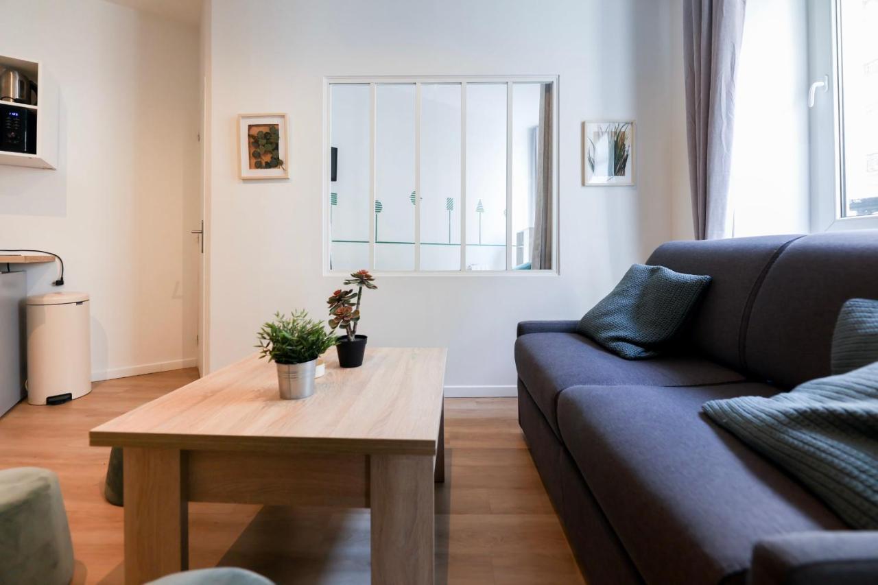 Green Apartment Near Montmartre And Opera ปารีส ภายนอก รูปภาพ